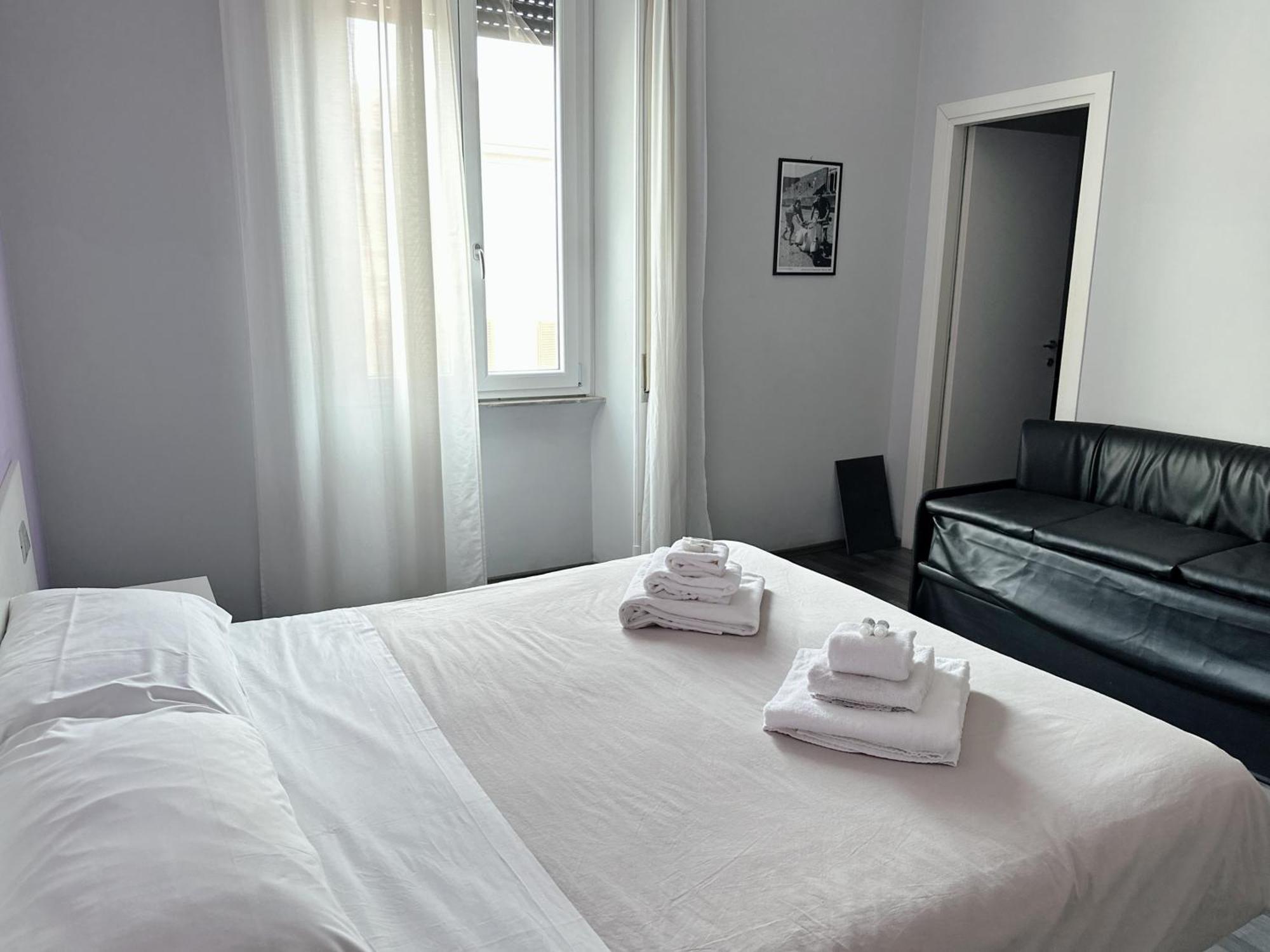 The Manzoni Hotel Рим Екстериор снимка